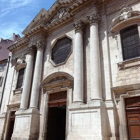 Studio Les Halles Tulon